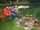 Stockbrot backen am Lagerfeuer